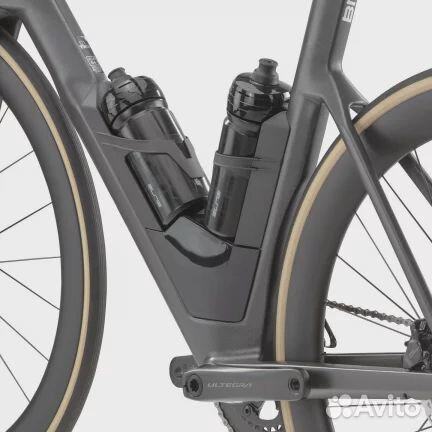 BMC Timemachine road 01 three Sram Rival AXS Iron