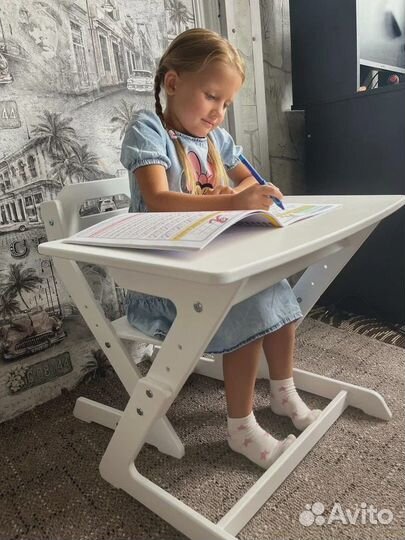 Комплект растущей мебели Кенгурёнок Мини, дерево