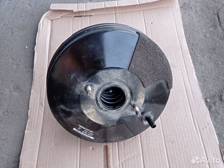 Вакуум тормозной Мазда 3 бм