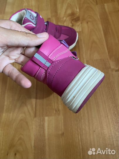 Ботинки демисезонные для девочки 25 размер