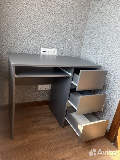 Компьютерный стол, письменный стол