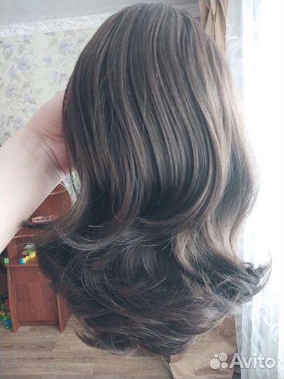 Хвост на заколке