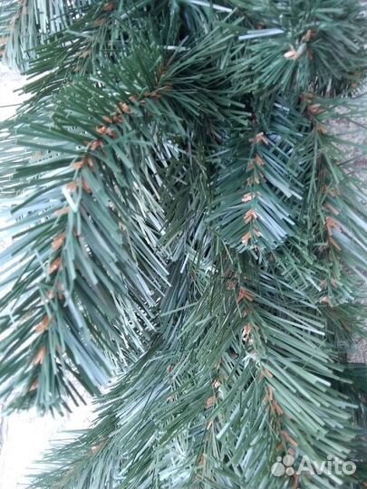 Хвойная гирлянда