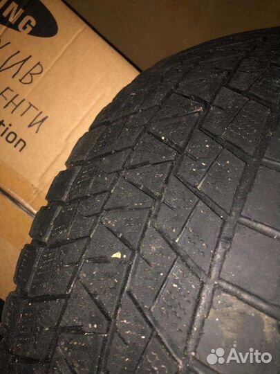 Bridgestone 613V 235/60 R18 107