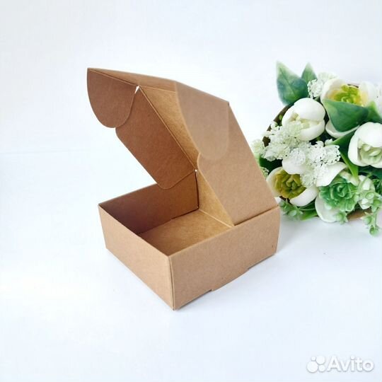 Картонные коробки 7х7х3 см