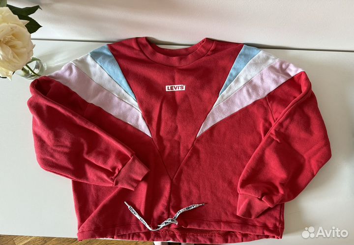 Свитшот levi's красный