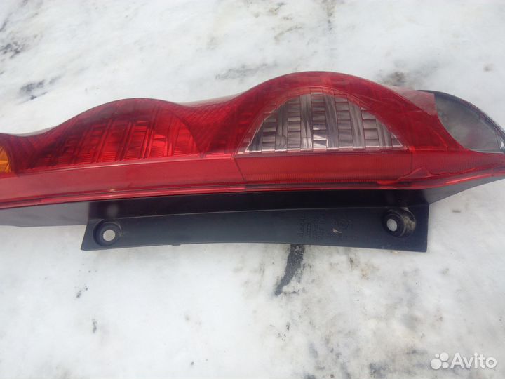 Задний фонарь Ниссан Нота, Ланцер 9