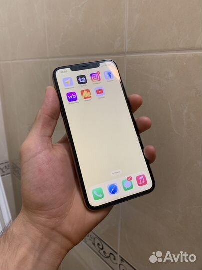 iPhone 11 Pro Max, 64 ГБ