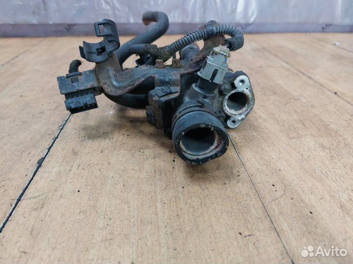 Корпус термостата Opel Astra H Z16XEP 2004-2009