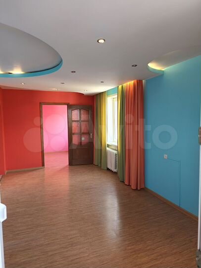3-к. квартира, 57 м², 5/9 эт.