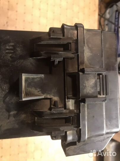 Блок предохранителей Кайрон (основной)