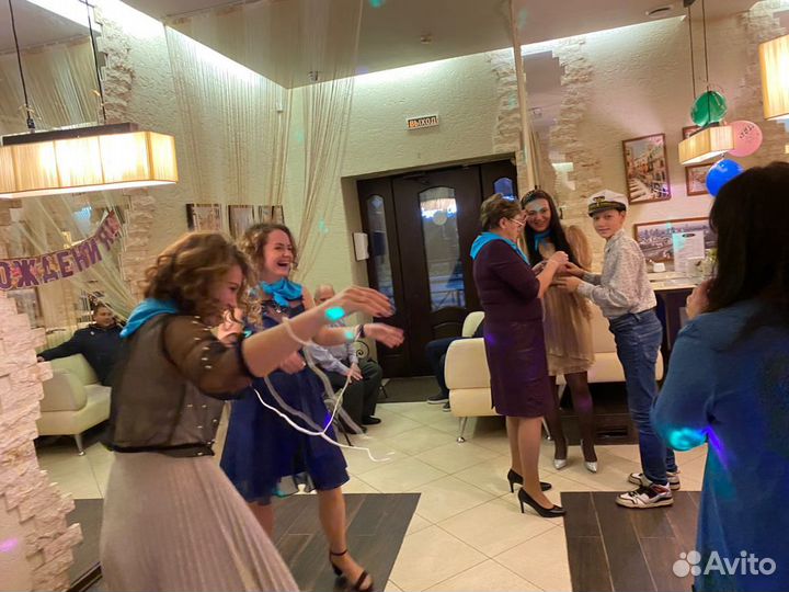 Ведущая тамада