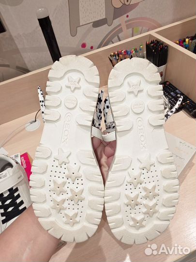 Сандалии для девочки 33 размер
