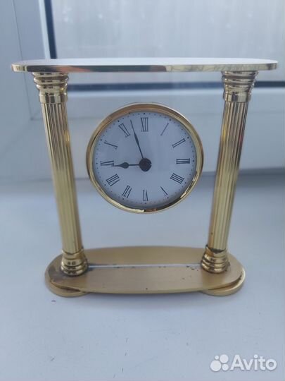 Настольные часы