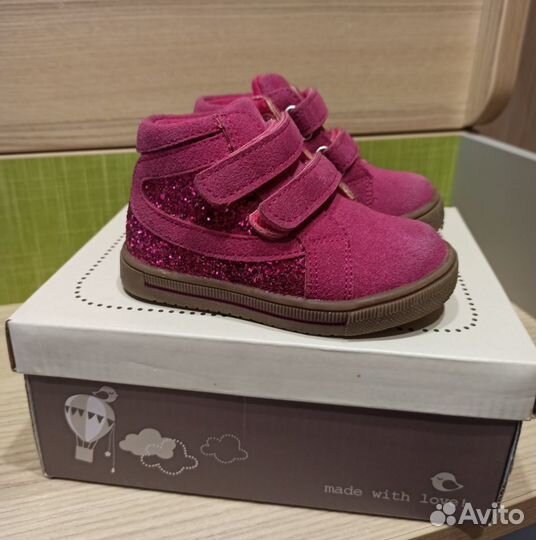 Ботинки для девочки