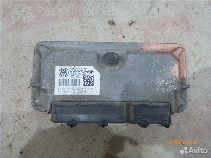 Блок управления двс Volkswagen Golf 5K1 cgga 2012