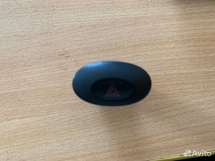 Кнопка аварийной сигнализации Daewoo Nexia