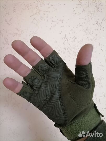 Перчатки тактические