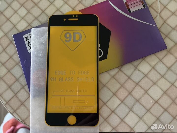 Стекло на iPhone 7