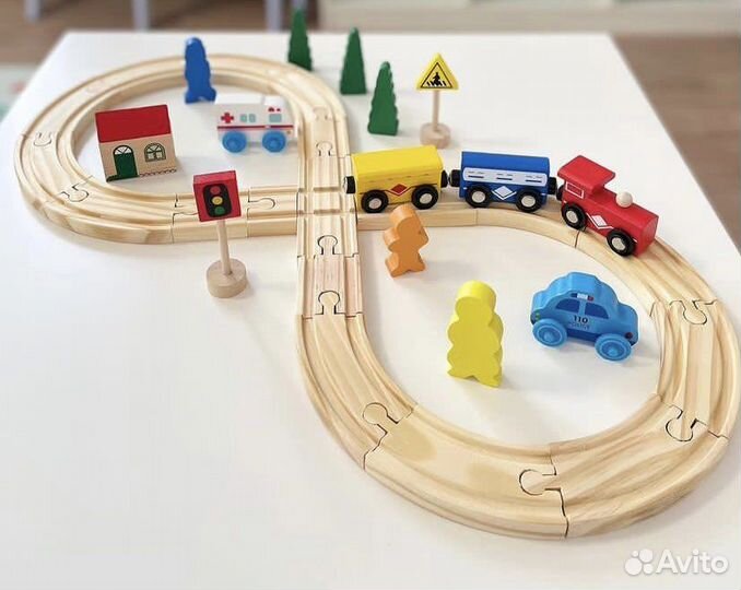 Железная дорога деревянная, 33 дет
