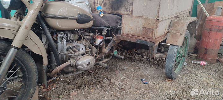 Продаю Урал