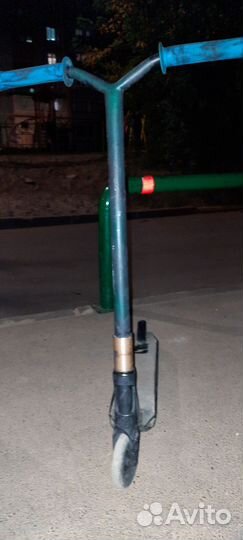 Трюковой самокат reaction