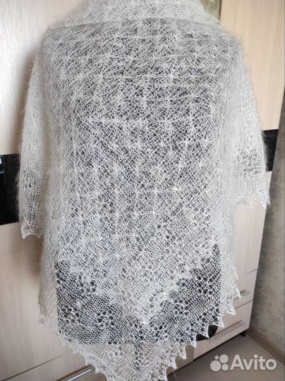 Пуховый платок паутинка