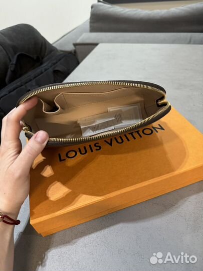 Косметичка louis vuitton