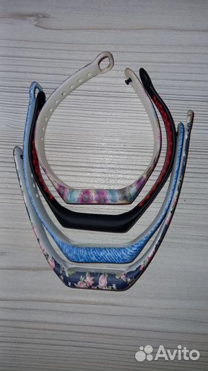 Ремешки для фитнес браслета