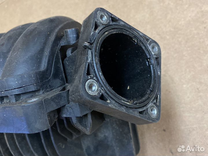 Впускной коллектор toyota avensis