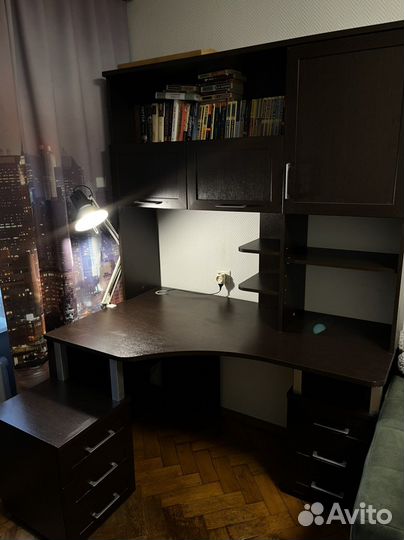 Компьютерный стол