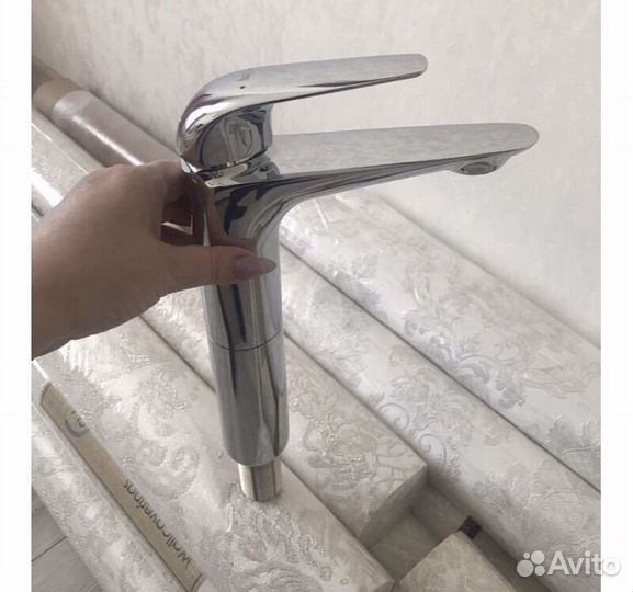 Смеситель для накладной раковины