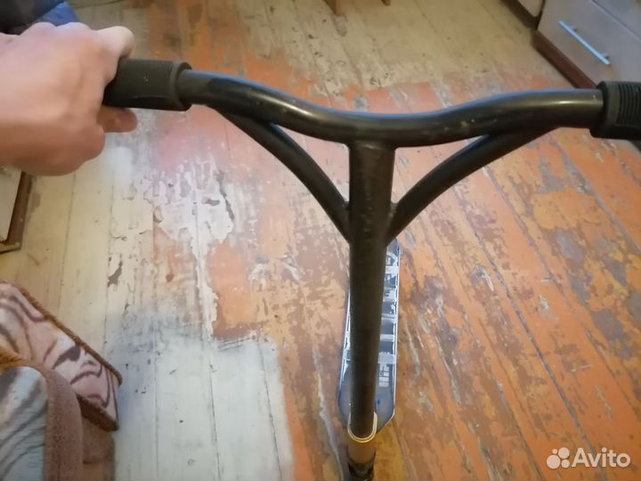 Трюковой самокат hipe h4