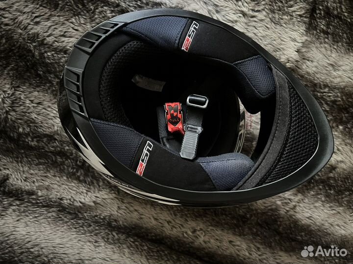 Продам шлем LS2