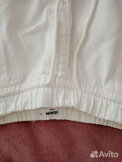 Джинсы белые широкие