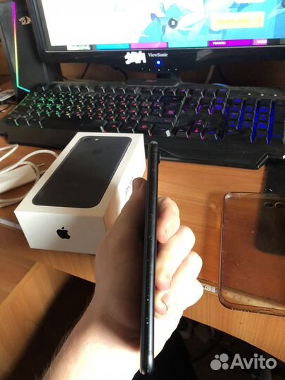 iPhone 7 на 32 гб