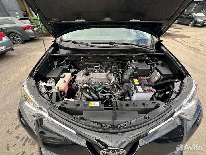 Разбор Toyota Rav4 XA40 3ZR-FE 2017