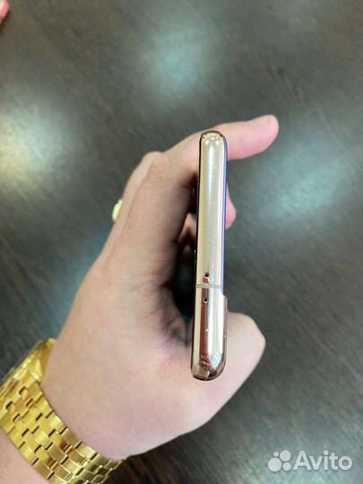 Телефон Samsung galaxy s21
