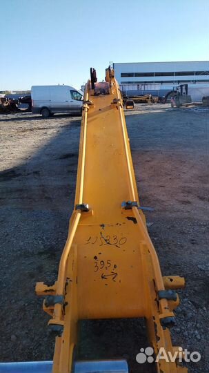 Стрела экскаватора JCB JS330LC