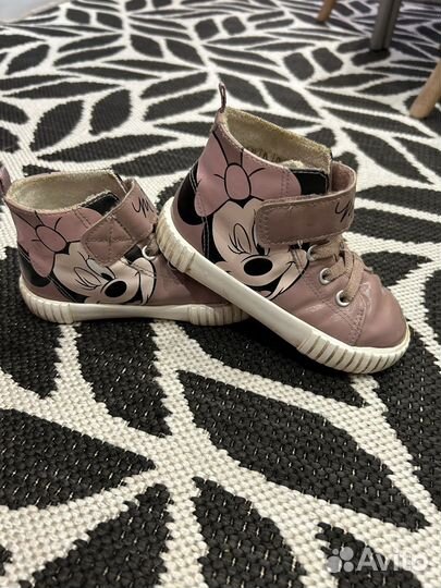 Кеды для девочки hm