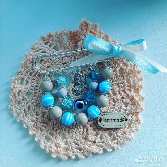 Именная булавка с метрикой ручной работы