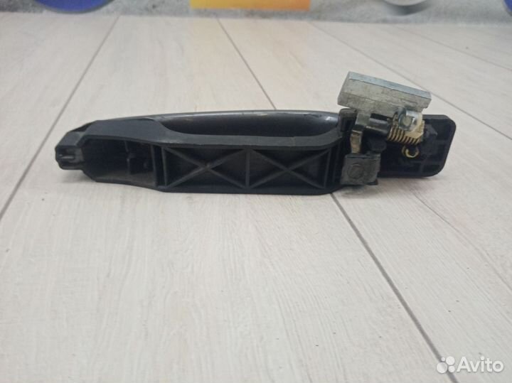 Ручка двери наружная Внешняя Geely emgrand EC7 Пра