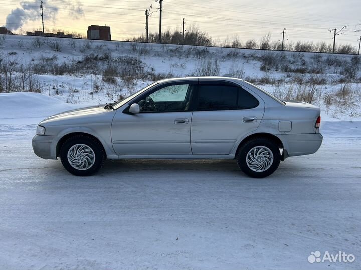 Nissan Sunny 1.5 AT, 2002, 298 000 км