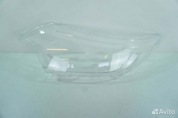 Стекло фары левое Mitsubishi Outlander 3 2015