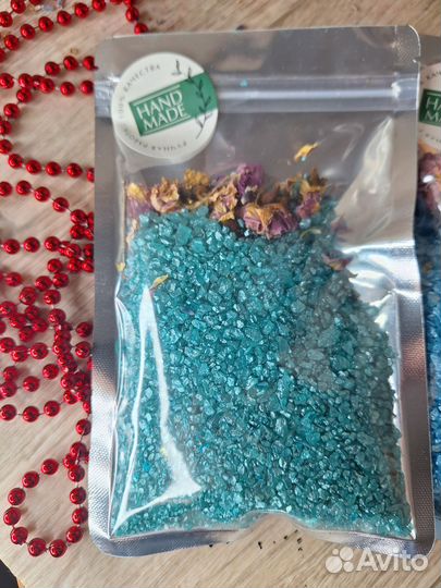 Мерцающая соль для ванны с сухоцветами