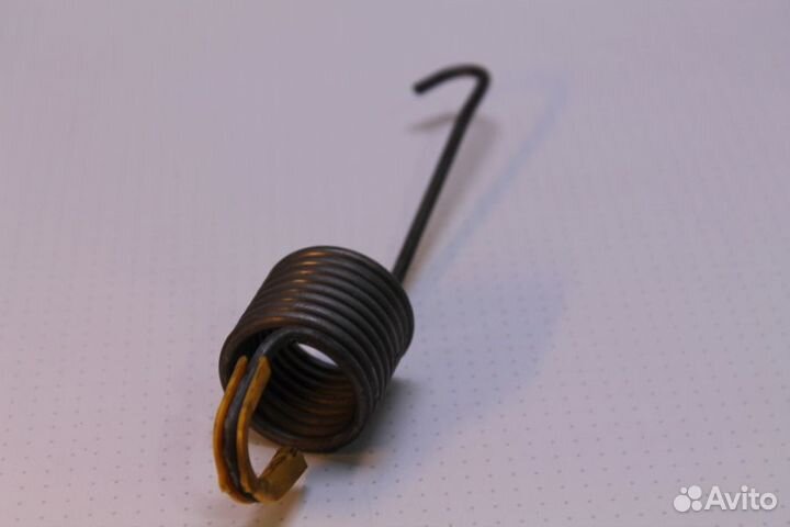 Пружина бака Indesit 255823 бу. 3216