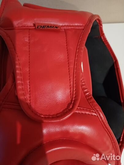 Шлем для единоборств