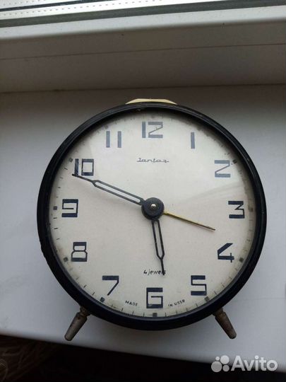 Часы механика советские
