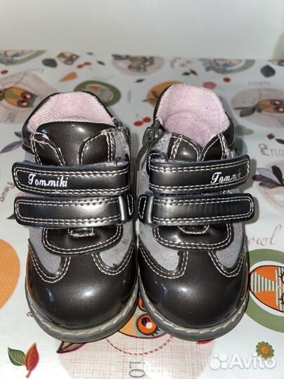 Ботинки для девочки 19