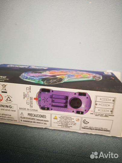 Машинка на батарейках музыкальная